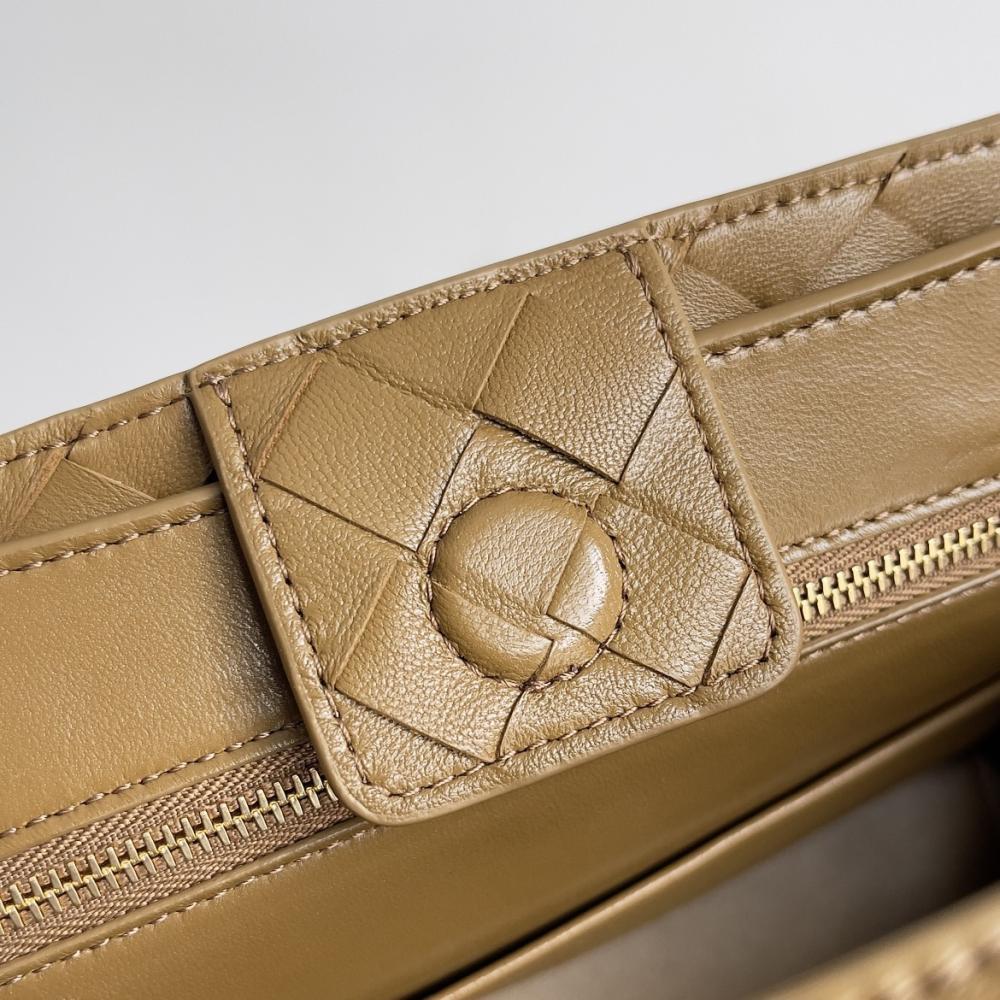 Luxury Leather Top Handle Bag