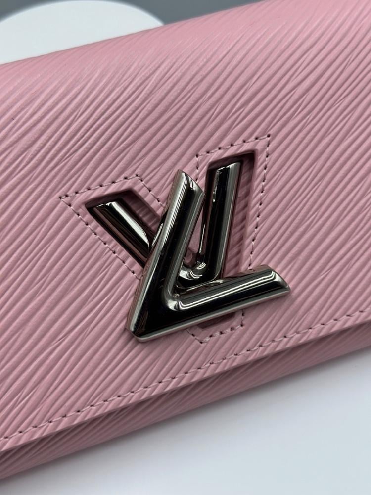 Twist Leather Wallet