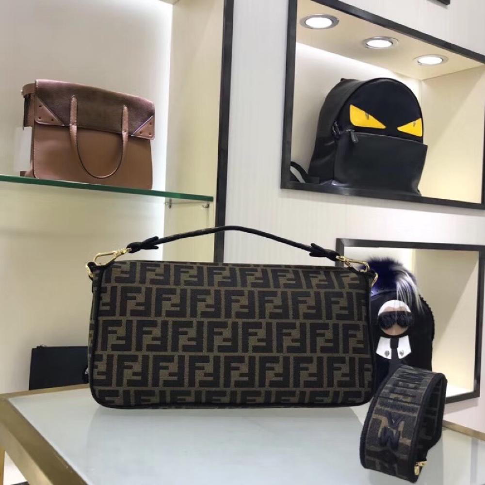Elegant Shoulder Bag