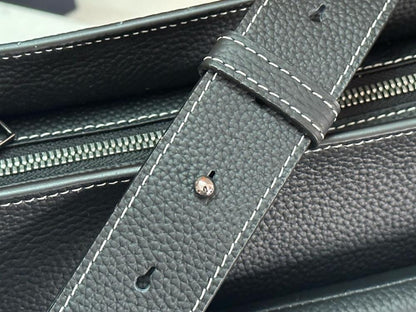 Stylish Grey Calfskin Shoulder Bag – Special Edition