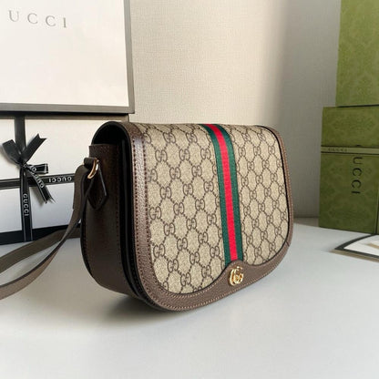 Classic Modern Shoulder Bag