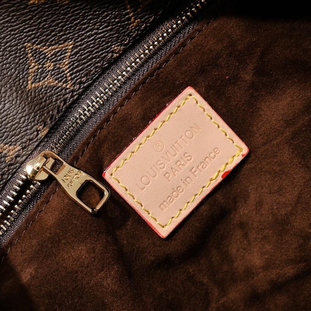 Stylish Premium Crossbody Bag