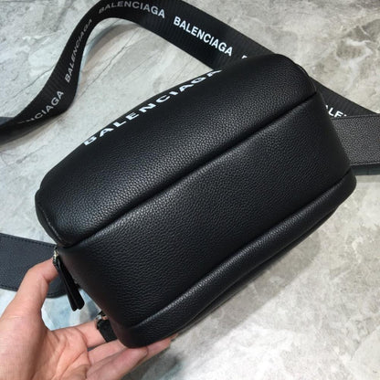 Elegant Shoulder Bag
