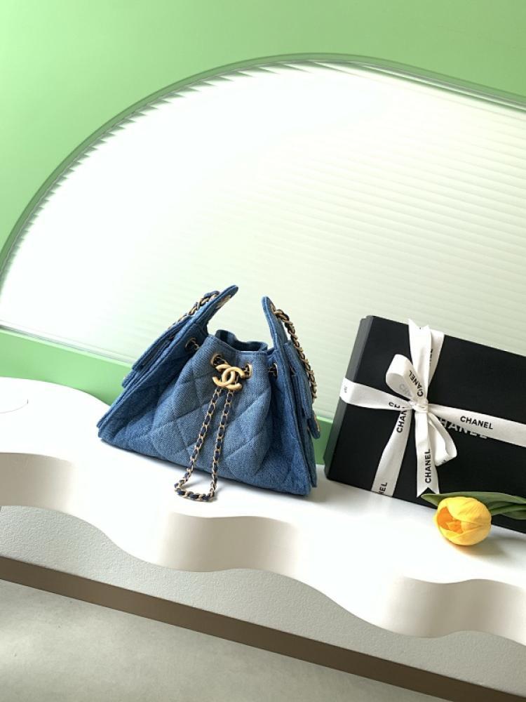 Elegant Hobo Bag