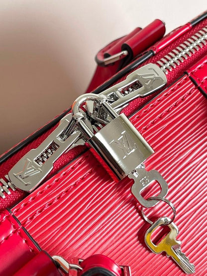 Luxury Leather Shoulder Bag – Special Edition