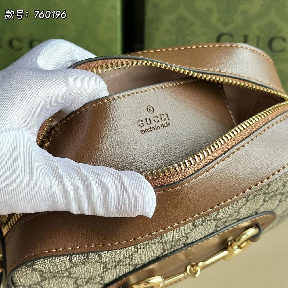 Modern Elegant Shoulder Bag