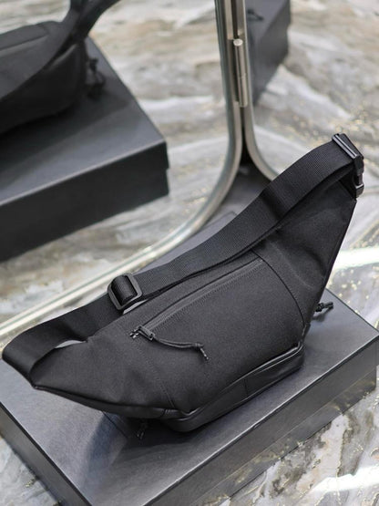 Modern Elegant Leather Shoulder Bag