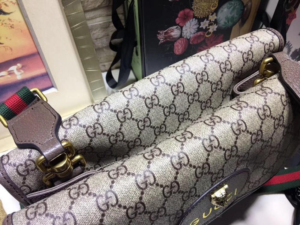 Stylish Refined Brown Leather Shoulder Bag
