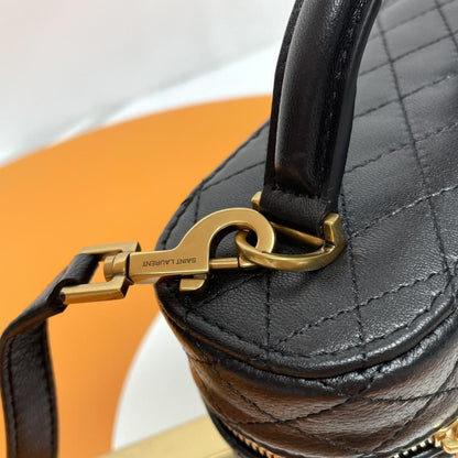 Classic Shoulder Bag