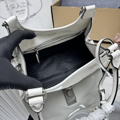 Elegant Shoulder Bag