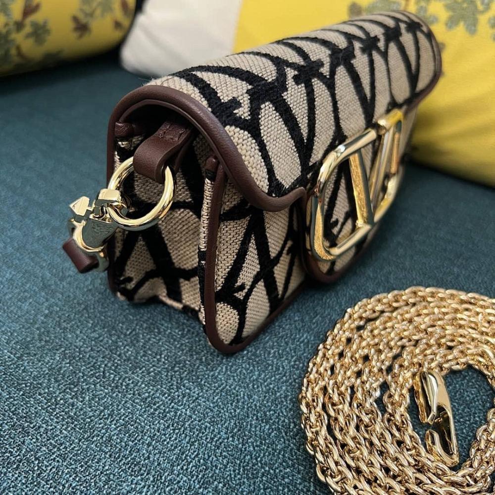 Italian-Inspired Luxury Leather Crossbody Bag