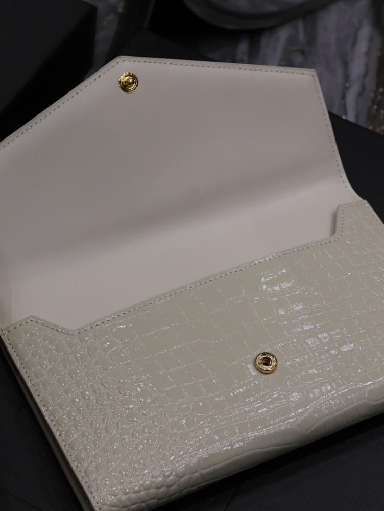 Stylish Refined Leather Top Handle Bag
