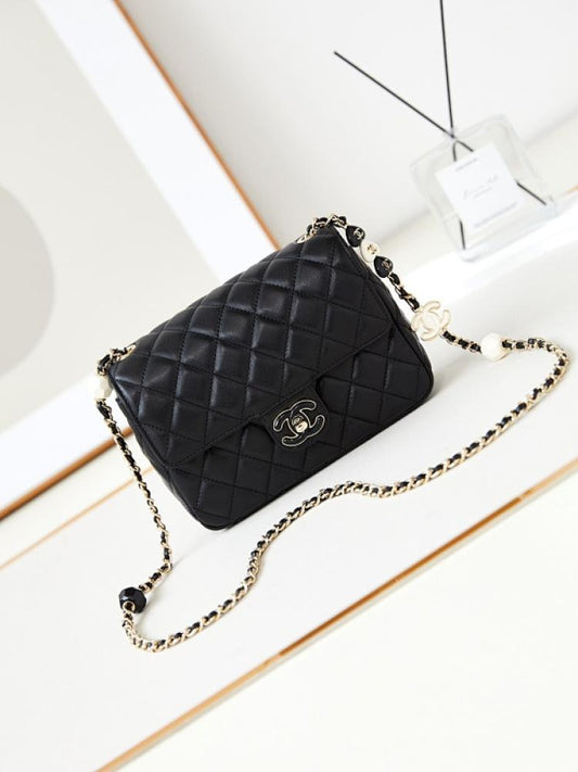 Elegant Leather Shoulder Bag