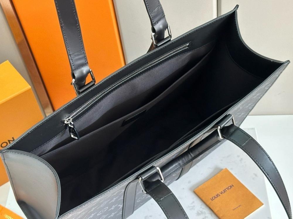 Stylish Refined Crossbody Bag