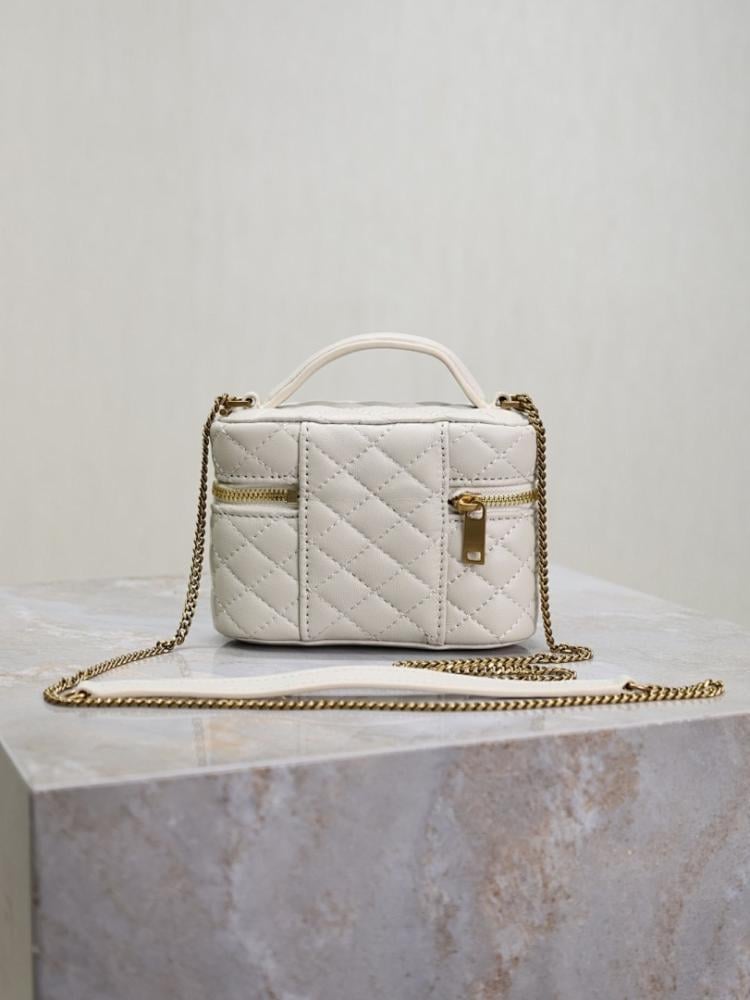 Gaby Shoulder Bag