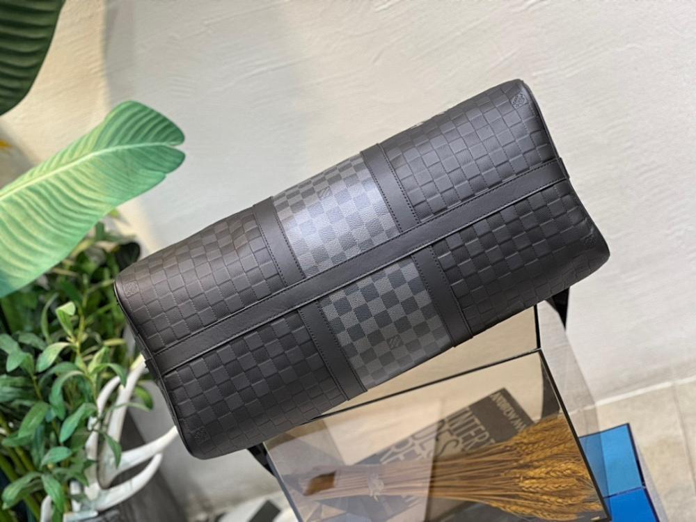 Modern Italian-Inspired Leather Top Handle Bag