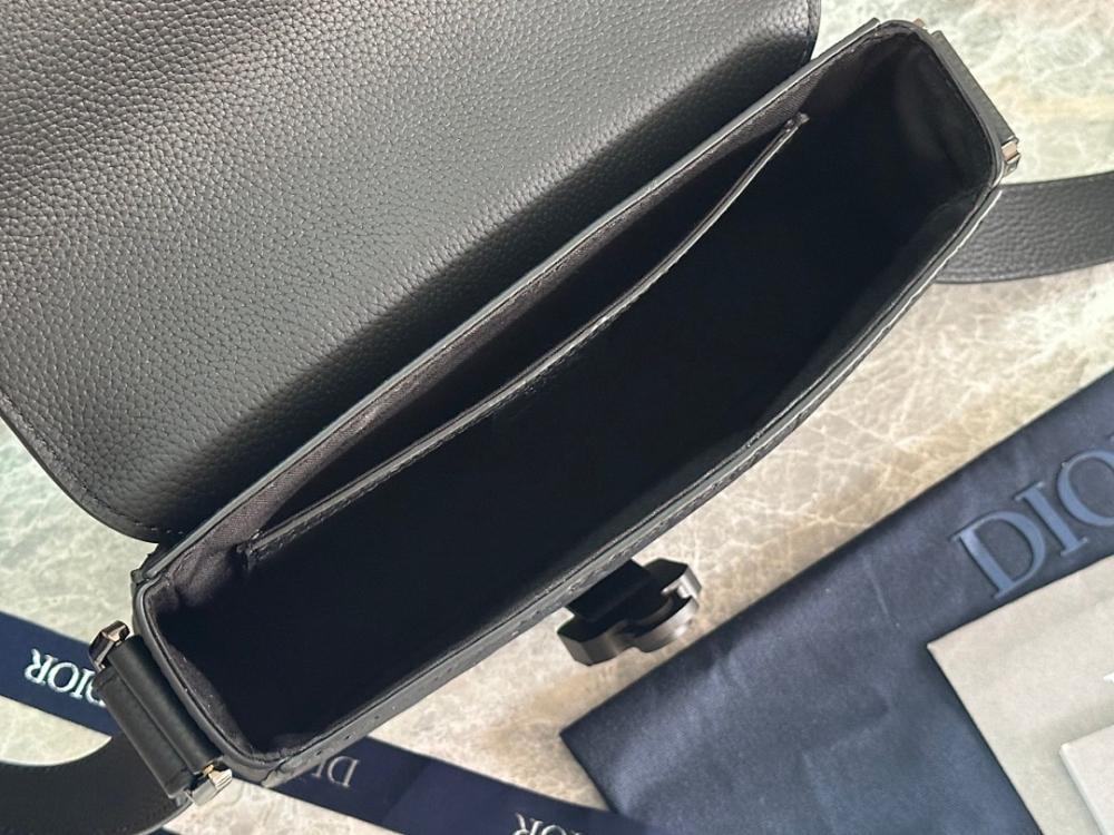 Italian-Inspired Elegant Black Calfskin Shoulder Bag