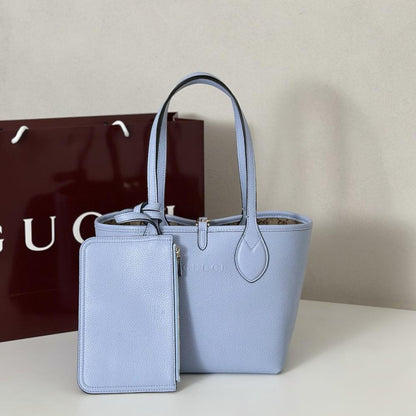 Classic Shoulder Bag
