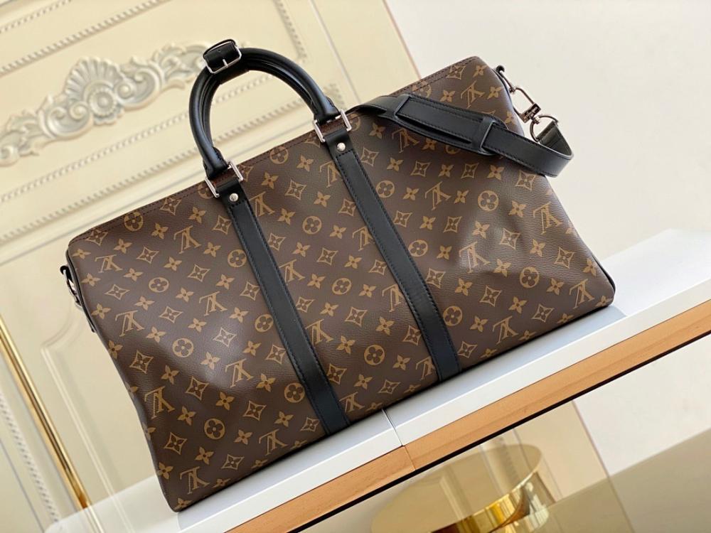 Luxury Refined Quilted Leather Shoulder Bag