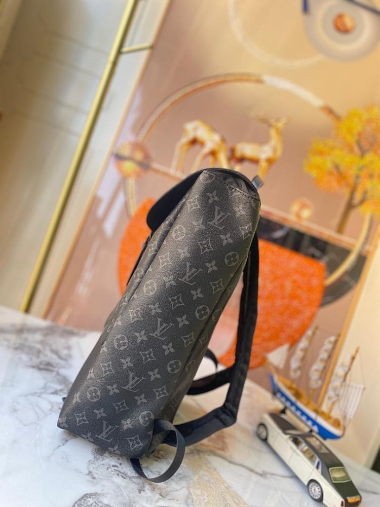 Modern Italian-Inspired Canvas Shoulder Bag