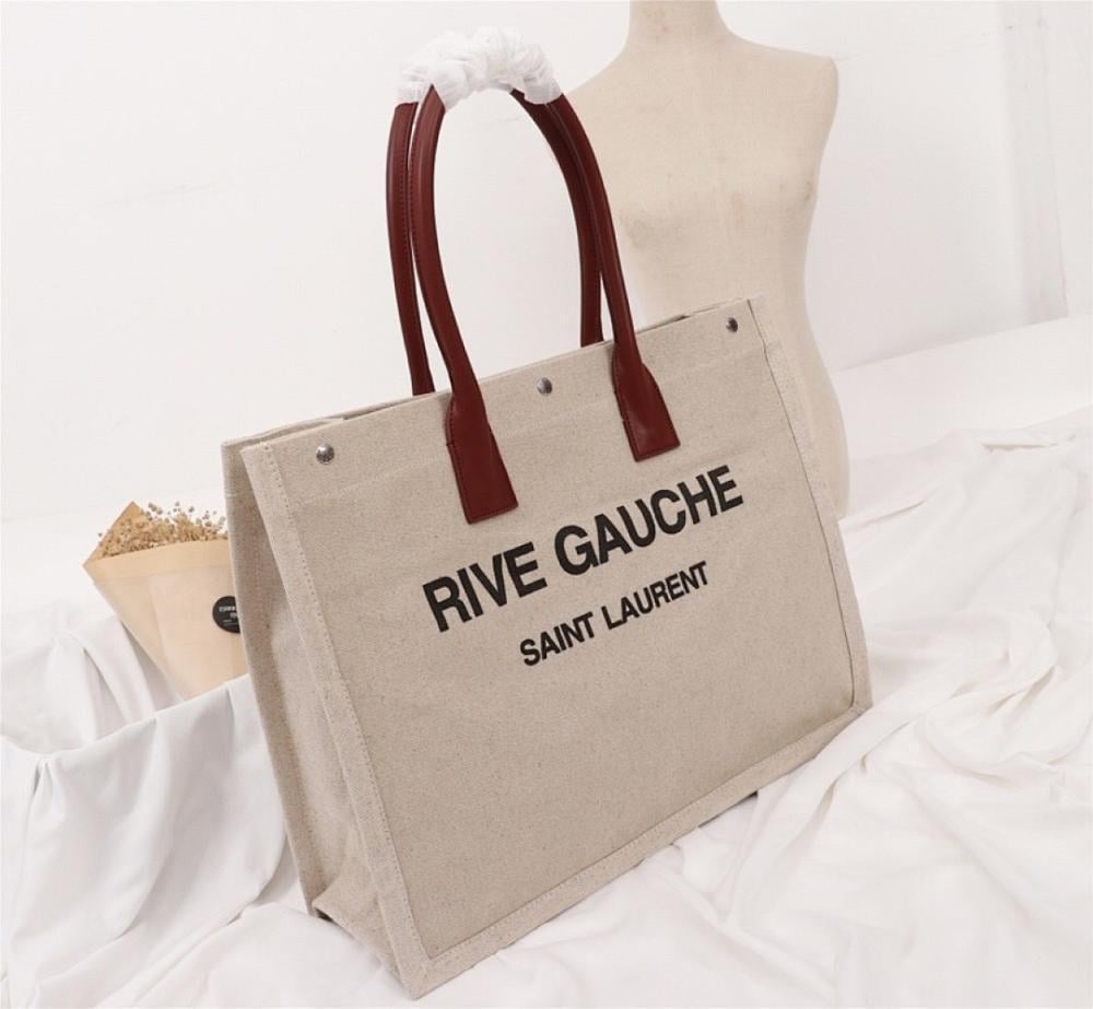 Stylish Tote Bag – Limited Edition