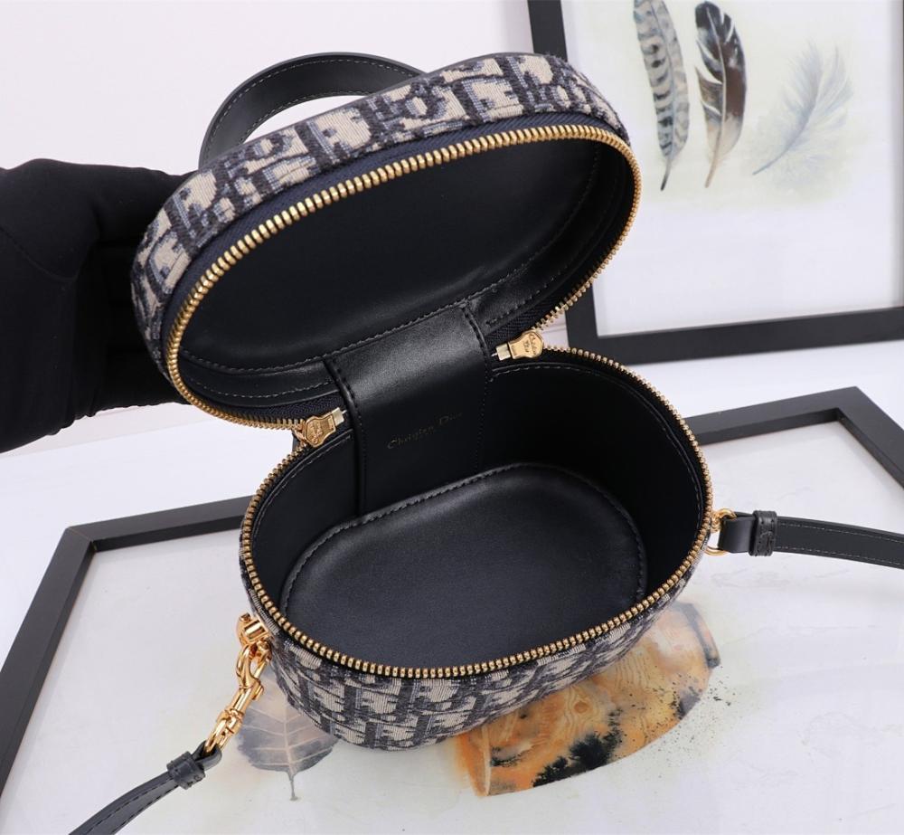 Modern Printed Leather Travel Bag