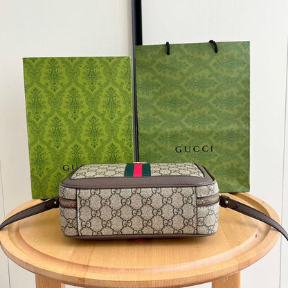 Classic Modern Crossbody Bag