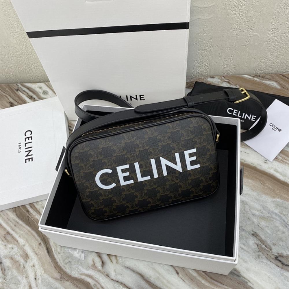 Classic Shoulder Bag