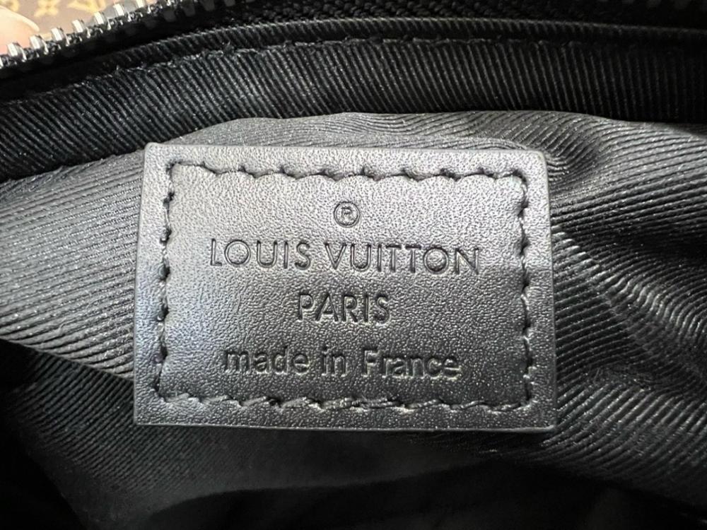 Modern Refined Canvas Shoulder Bag