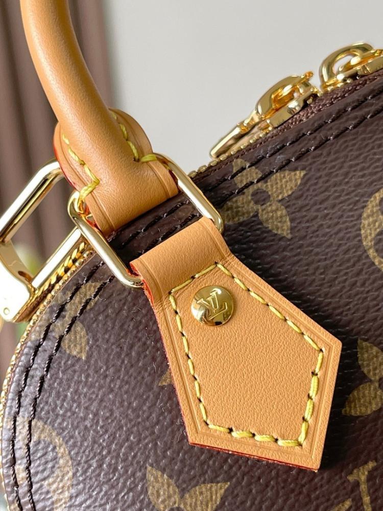 Modern Stylish Leather Shoulder Bag