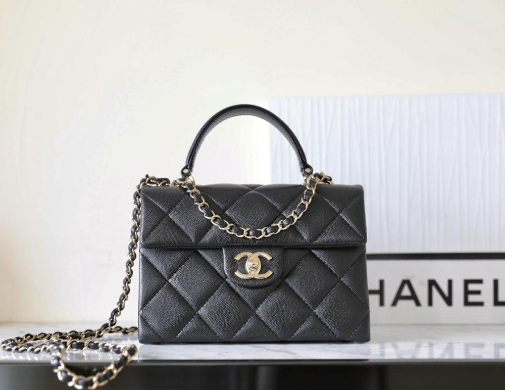 Practical Leather Shoulder Bag