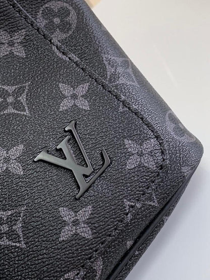 Classic Premium Shoulder Bag