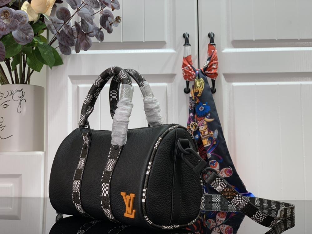 Shoulder Bag