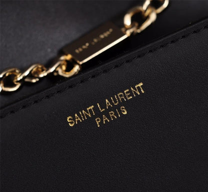 Modern Italian-Inspired Leather Shoulder Bag
