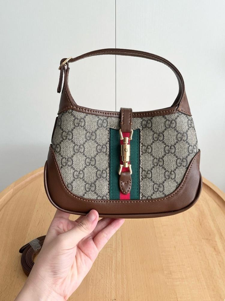 Italian-Inspired Stylish Crossbody Bag