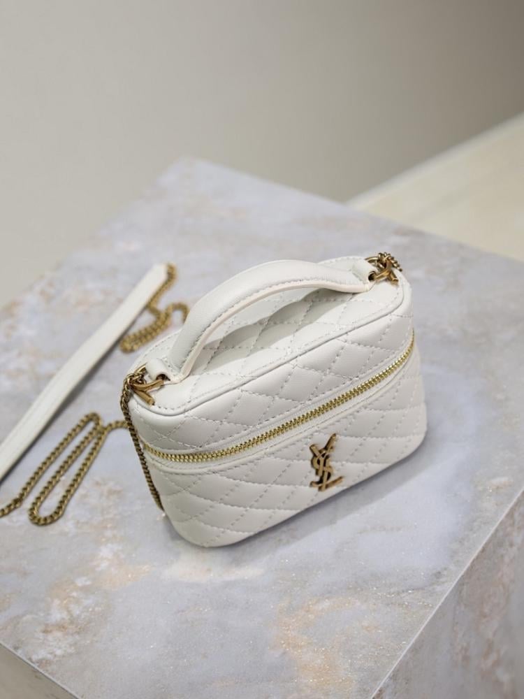 Gaby Shoulder Bag