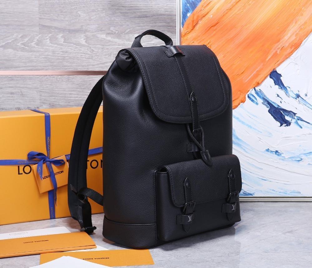 Modern Italian-Inspired Quilted Leather Shoulder Bag