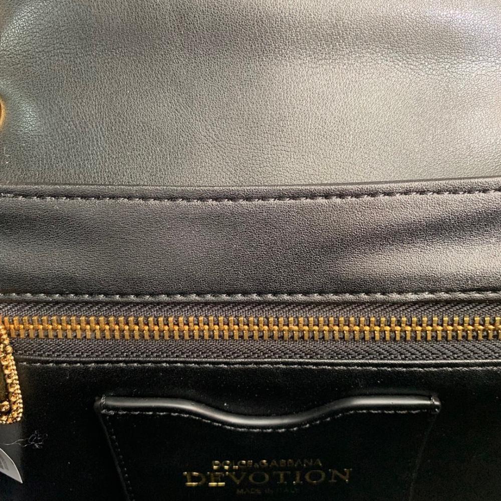 Luxury Elegant Quilted Leather Crossbody Bag – Limited Edition
