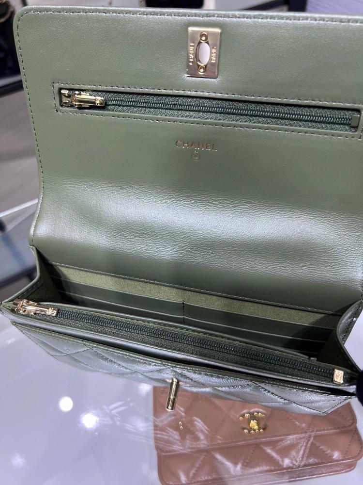 Classic Leather Top Handle Bag