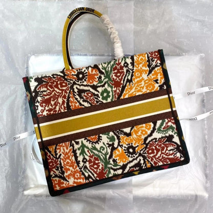 Practical Tote Bag