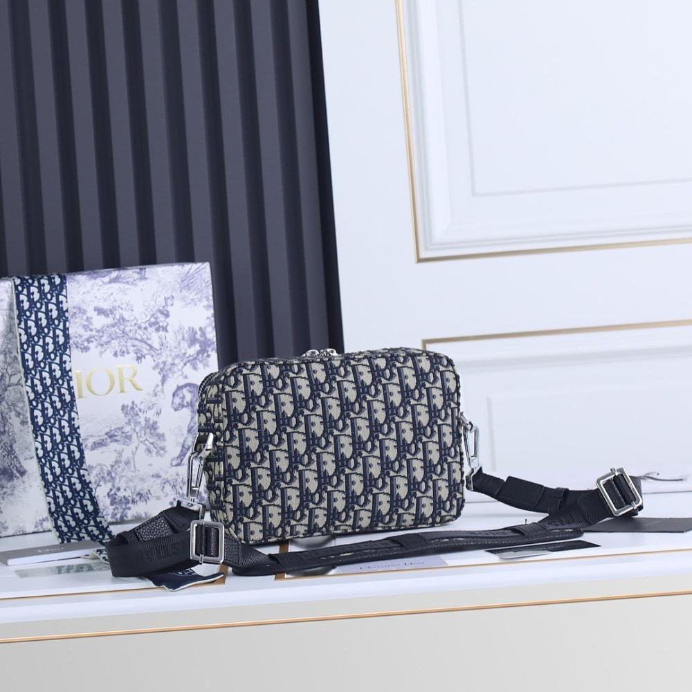 Classic Italian-Inspired Top Handle Bag