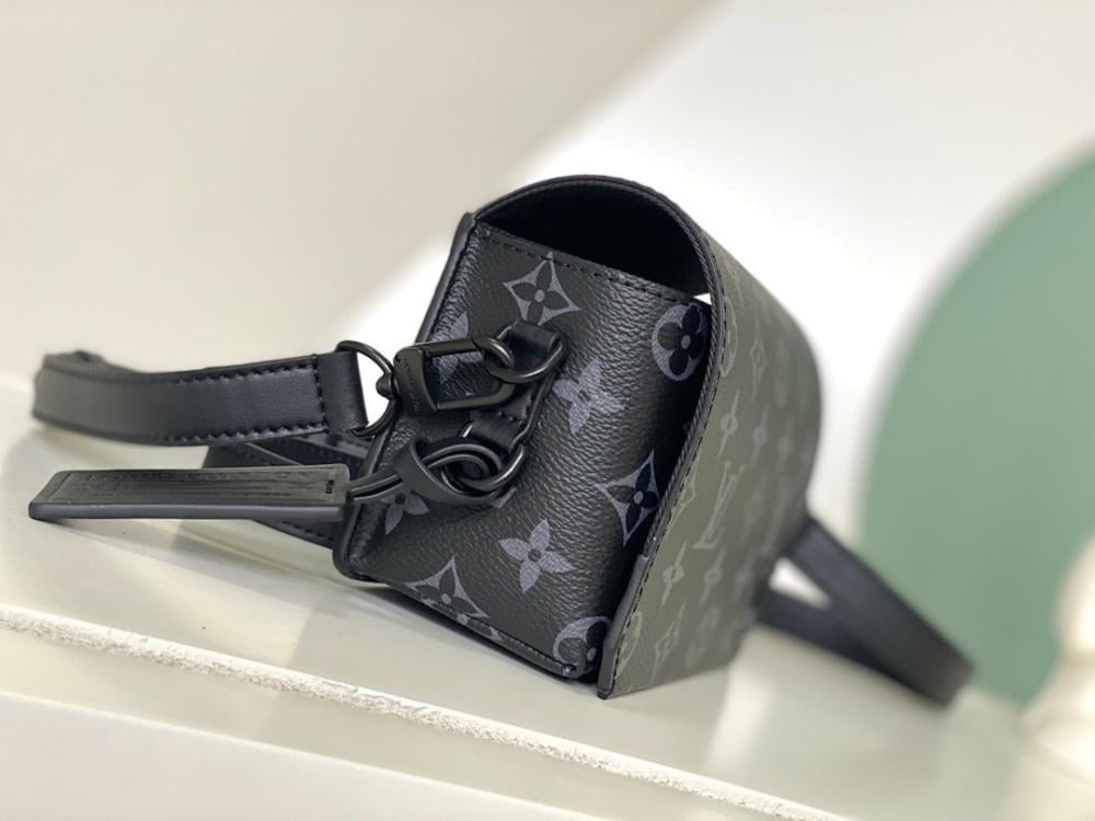 Luxury Leather Crossbody Bag – Special Edition
