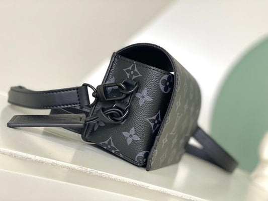 Luxury Leather Crossbody Bag – Special Edition