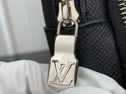 Elegant Shoulder Bag