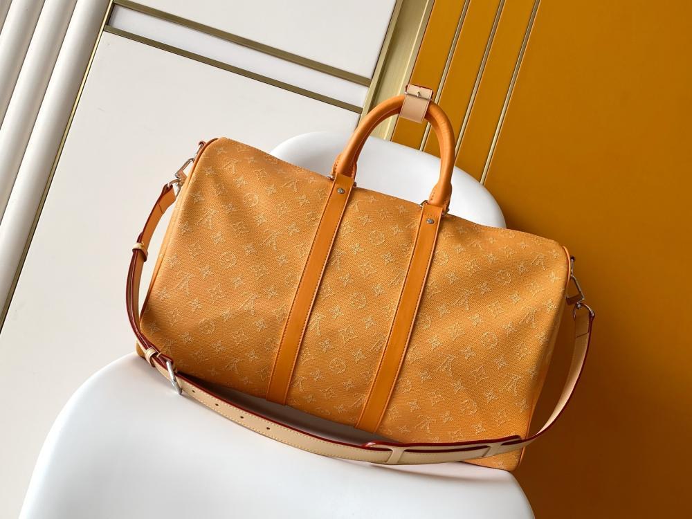 Alma Travel Bag