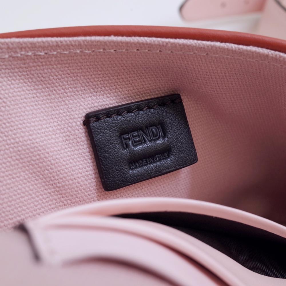 Elegant Leather Shoulder Bag