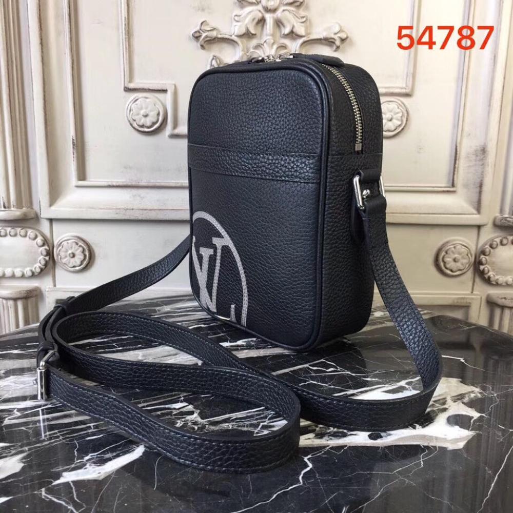 Elegant Crossbody Bag