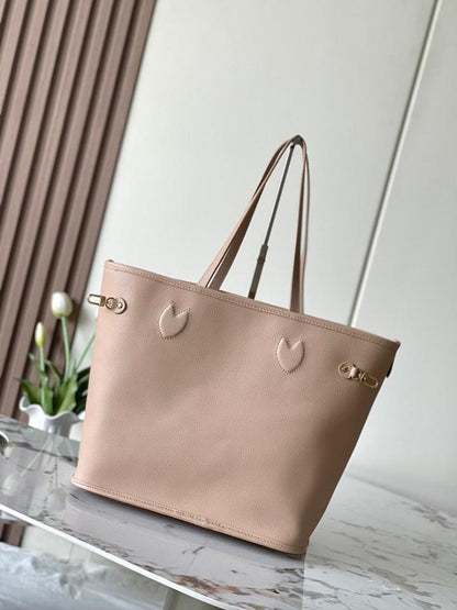 Neverfull Monogram Leather Shoulder Bag