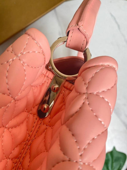 Stylish Embroidered Leather Shoulder Bag – Limited Edition