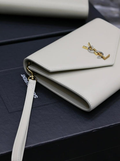 Modern Stylish Lambskin Top Handle Bag